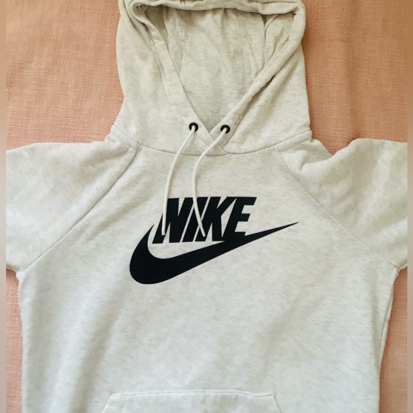 Sweatshirt - Picture 2 of 3